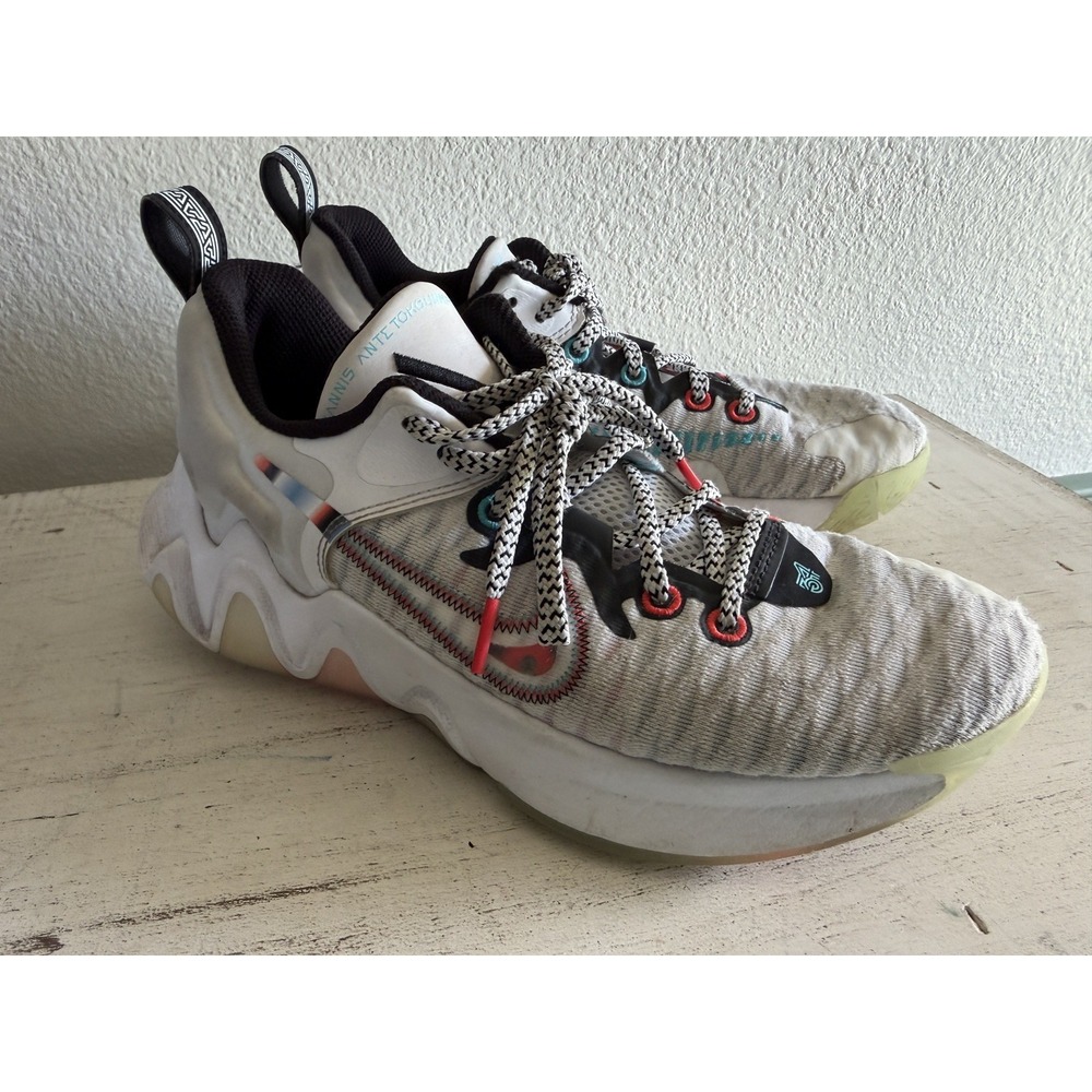 Nike Giannis GA Immortality Force Field Youth size 5 US Shoes Sneakers shoes